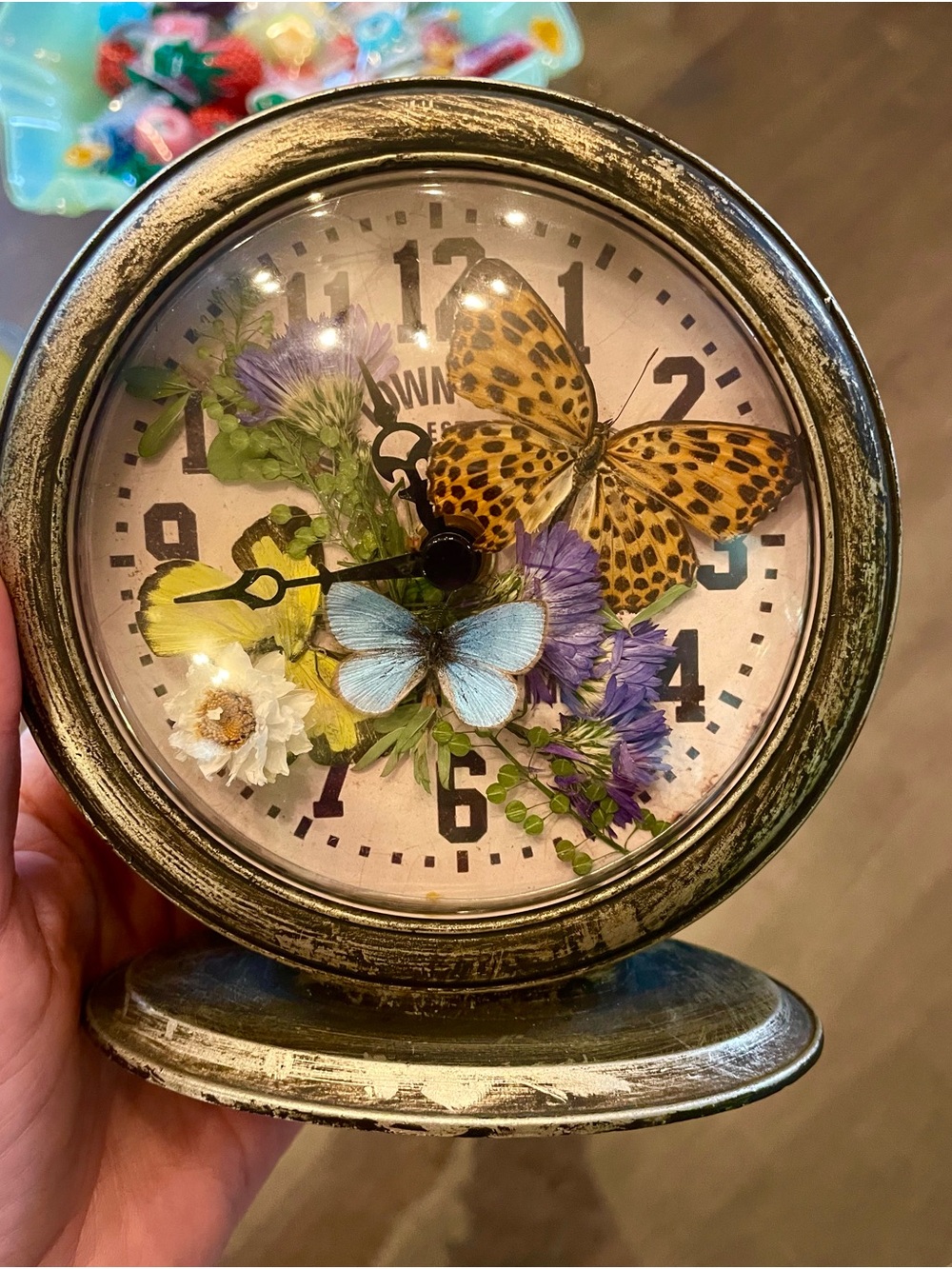 Vintage-Style Butterfly Floral Clock (decorative only)